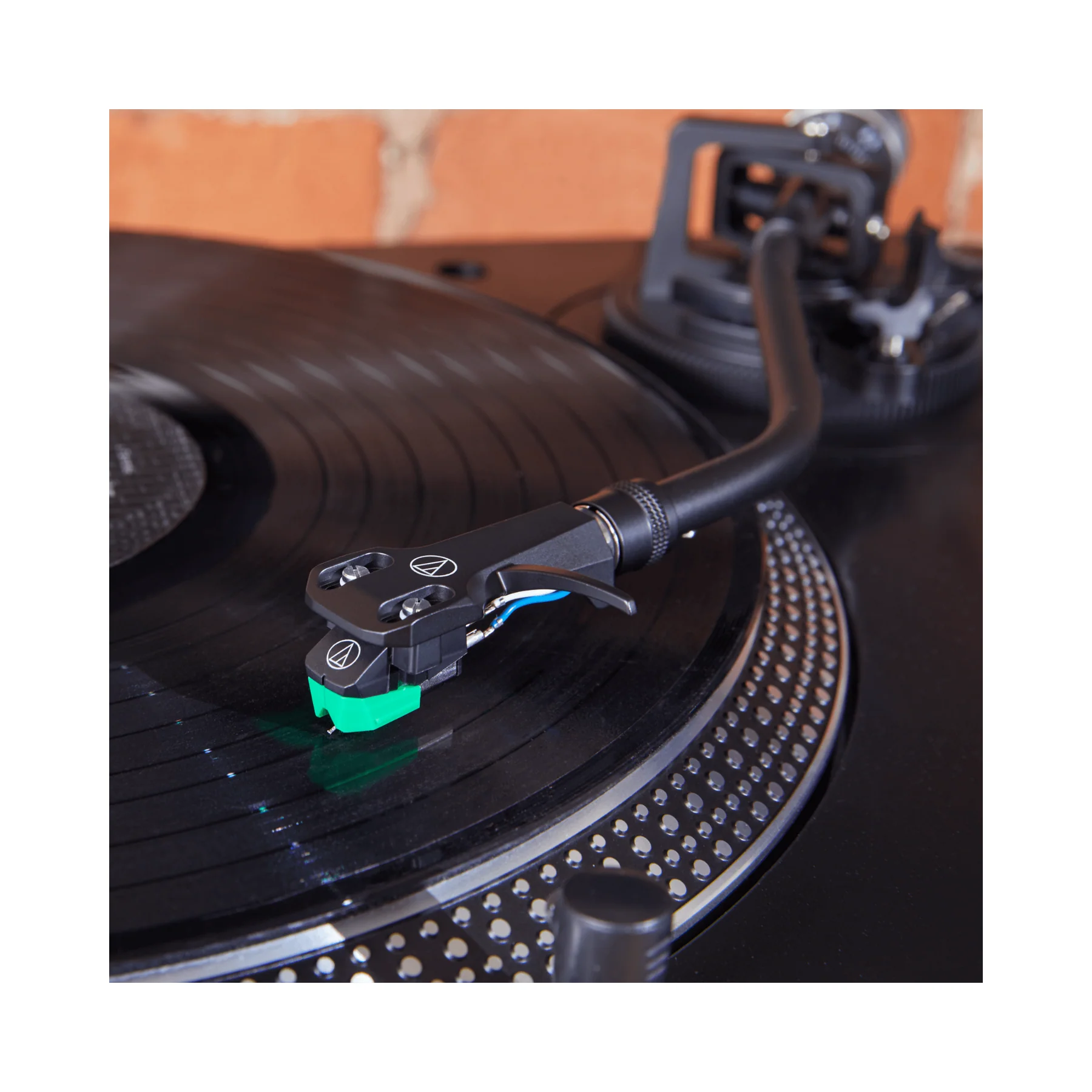 Audio Technica AT-LP120XUSB Direct Drive Turntable - Clearance / Open Box - Image 4