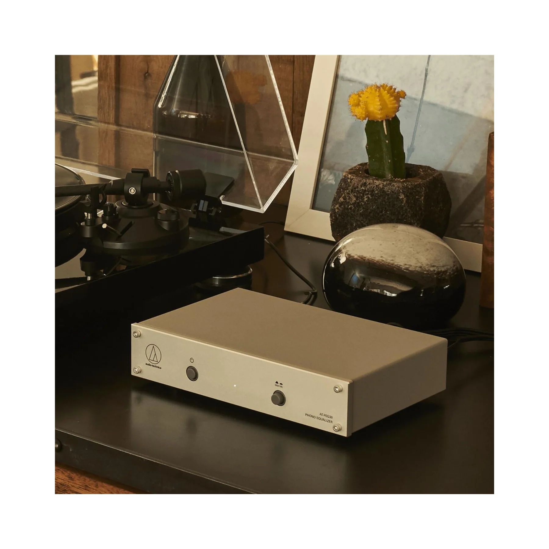Audio Technica AT-PEQ30 Stereo Phono Equalizer - Image 4