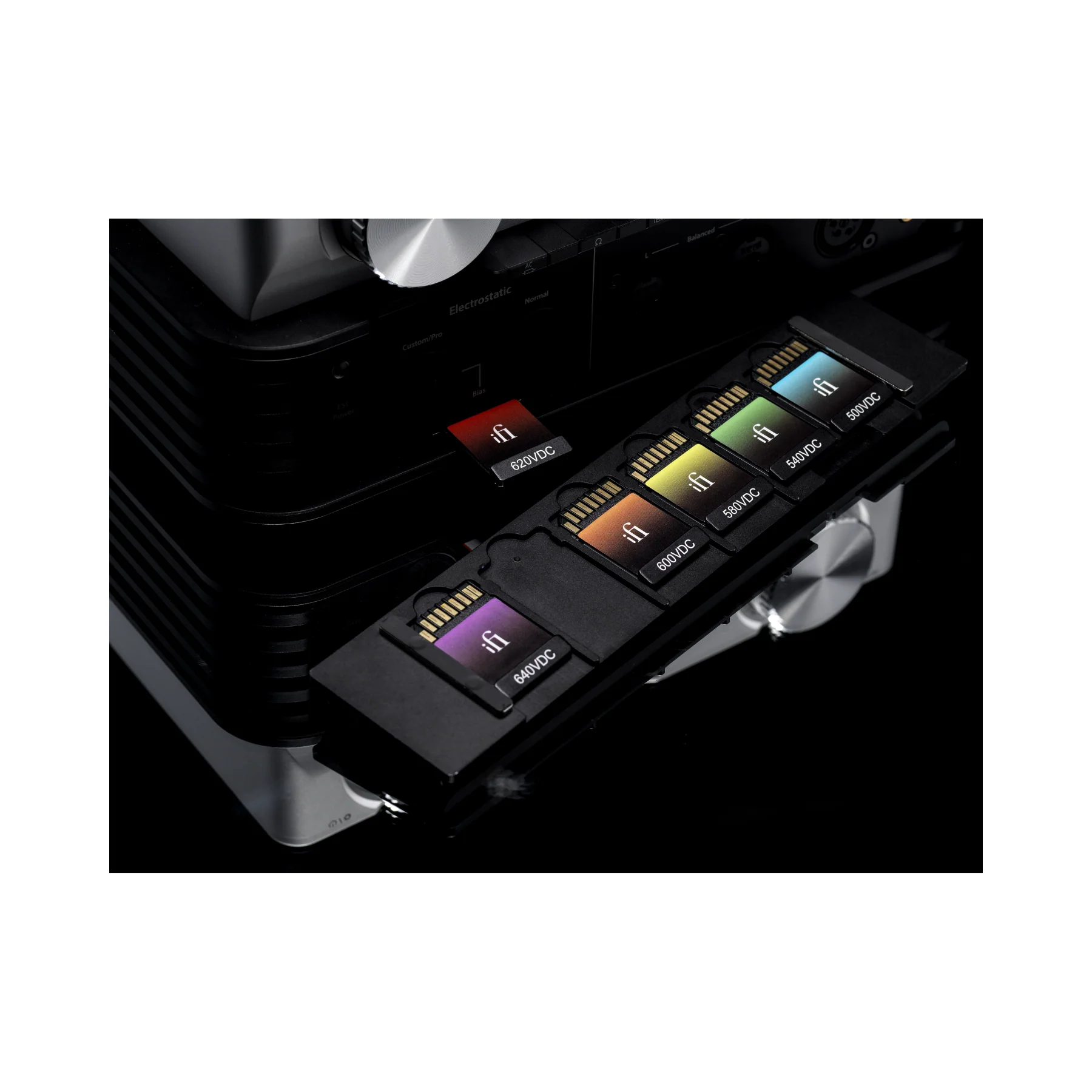 iFi Audio iCAN Phantom Analog Headphone Amplifier - Image 9