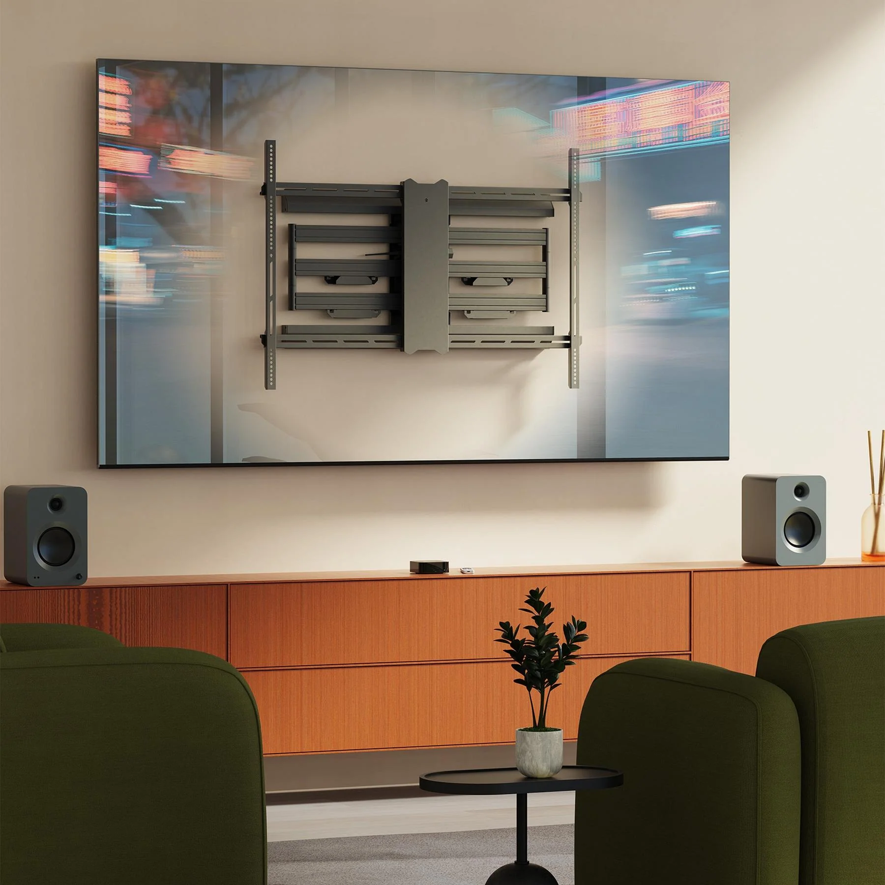 Kanto PMX900HD Pro Series Full Motion TV Mount - Image 4