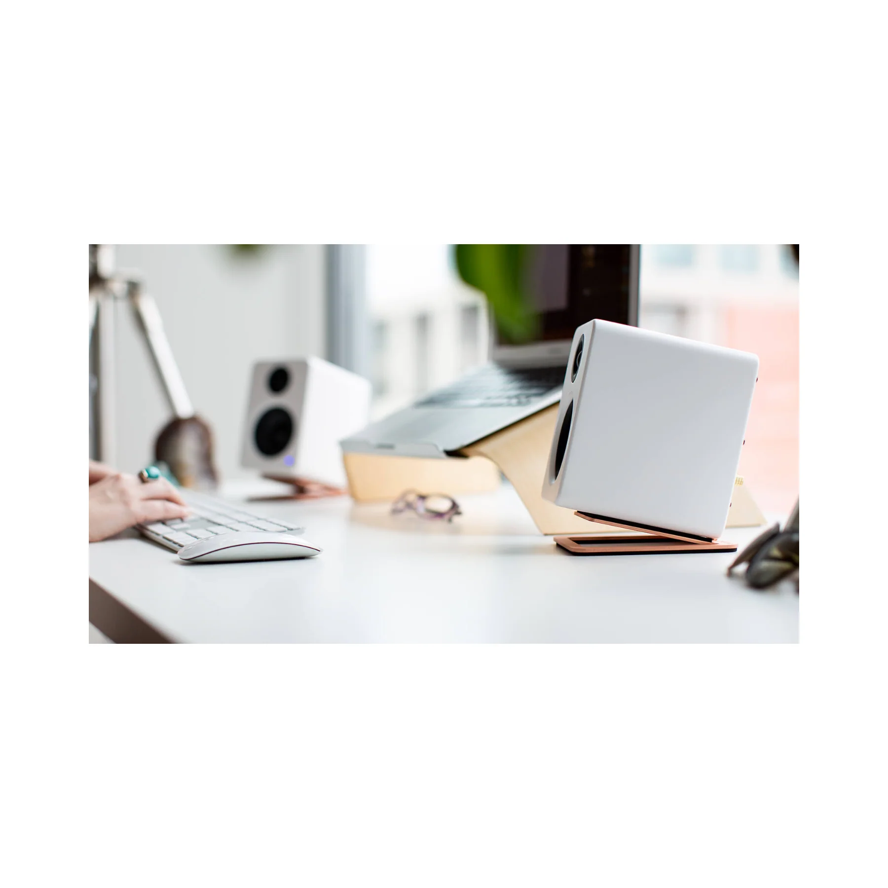 Kanto YU2 Powered Desktop Speakers for Gaming and Home Office with Built-In DAC - Clearance / Open Box - Image 5