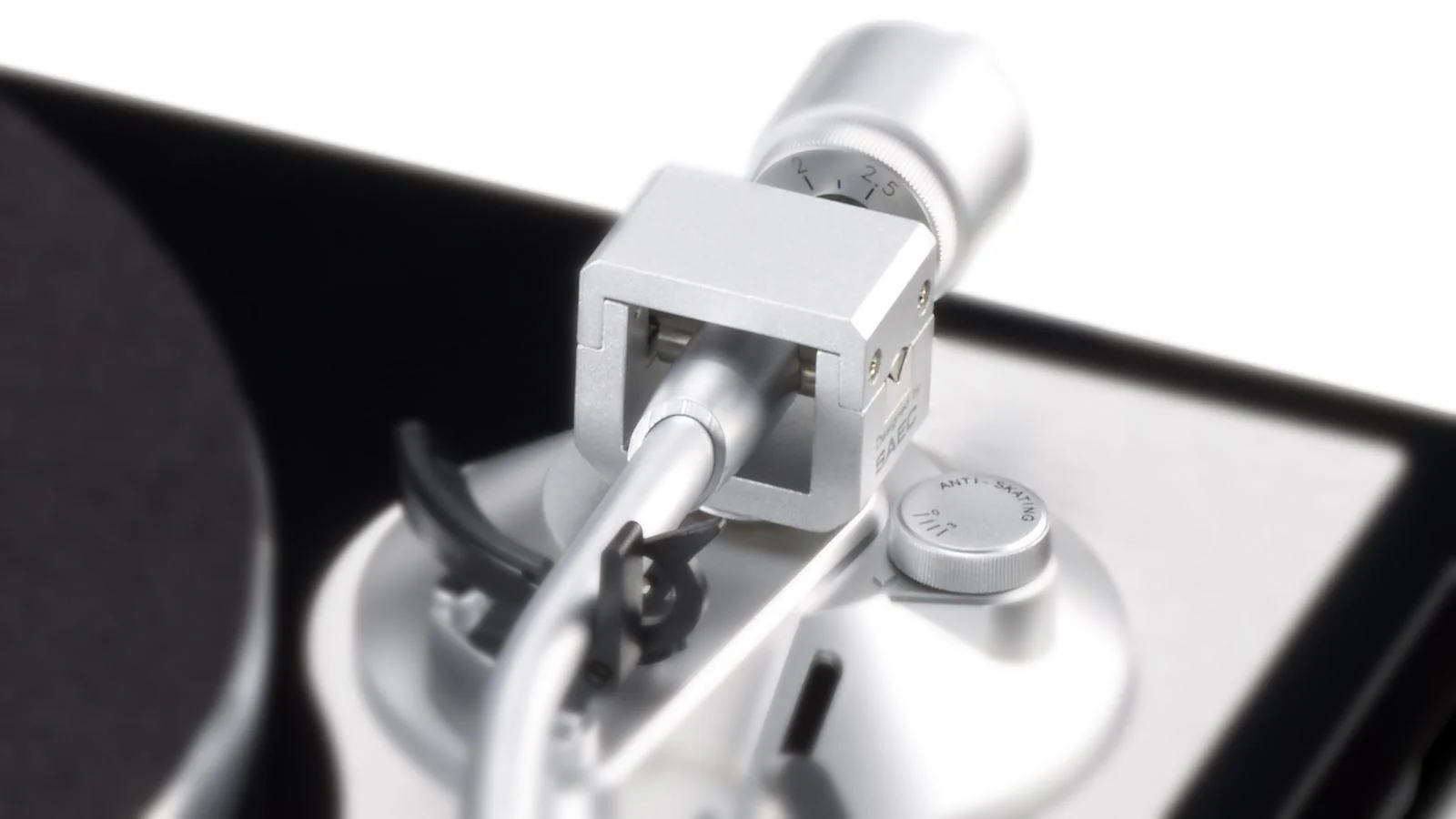 TEAC TN-4D-SE Direct Drive Turntable - Image 8