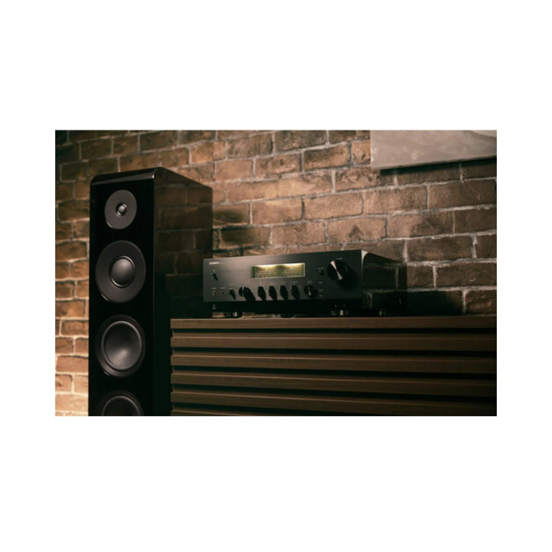 Yamaha R-N2000A Network Stereo Receiver -  Customer Return - Image 9